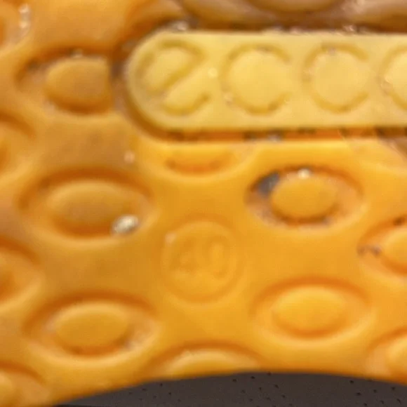 Ecco Women’s Casual Beige Taupe Leather Sneakers - Picture 7 of 7